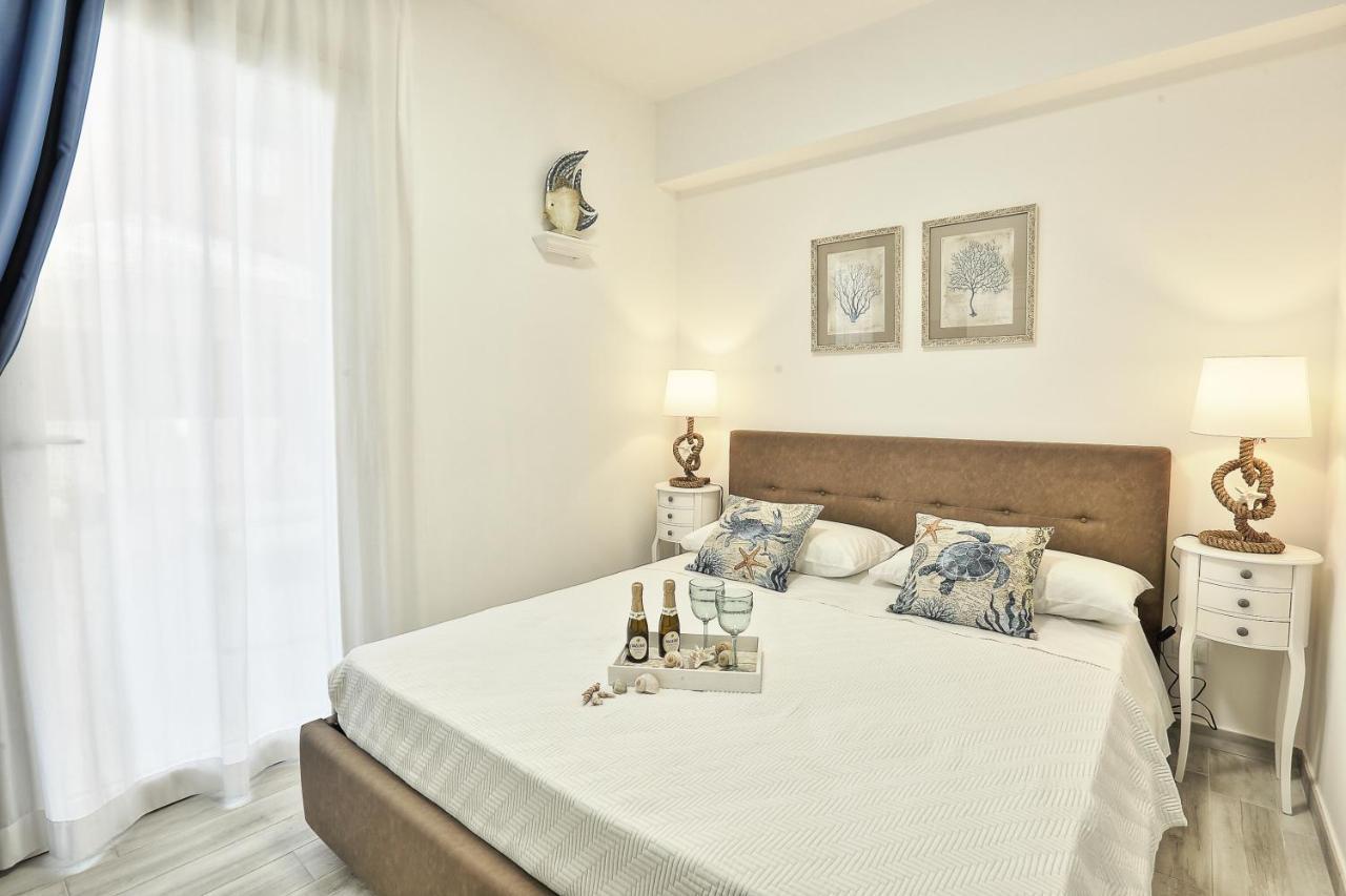הוילה אבולה La Residenza Del Lido Pantanello מראה חיצוני תמונה