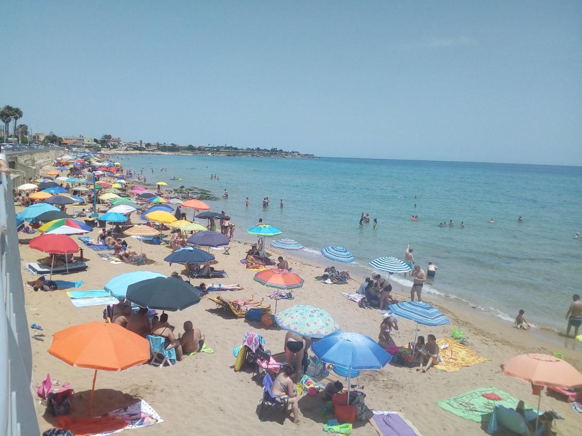 הוילה אבולה La Residenza Del Lido Pantanello מראה חיצוני תמונה